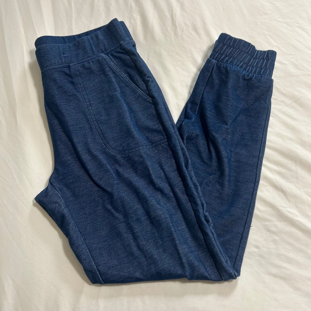 Chicos Zenergy Blue Denim Look Joggers Elastic Waist Zipper Cuff Pants Size 0 S